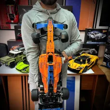 Конструктор McLaren F1 